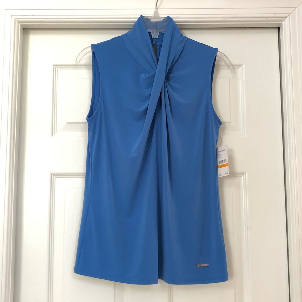 Women’s NWT Nine West Sleeveless Twisted Neckline Blue Knit Blouse Top